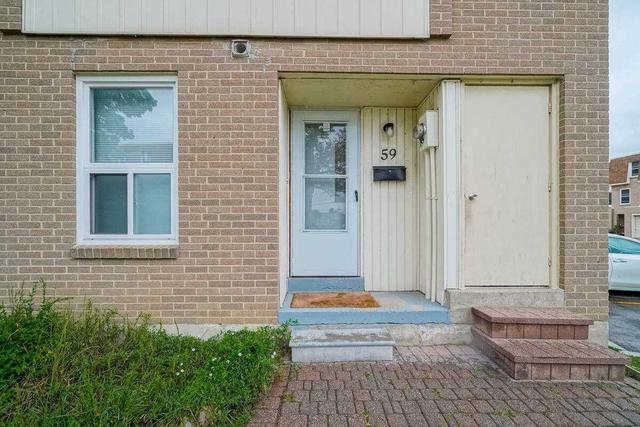 59 Craigleigh Cres, Townhouse with 3 bedrooms, 2 bathrooms and 1 parking in Brampton ON | Image 29