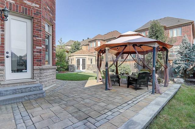 10 Royal West Rd, House detached with 4 bedrooms, 4 bathrooms and 4 parking in Markham ON | Image 28
