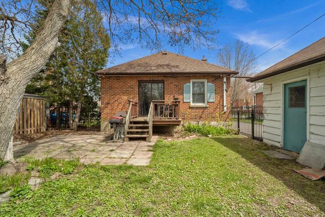 856 Mary St N, House detached with 2 bedrooms, 2 bathrooms and 6 parking in Oshawa ON | Image 21