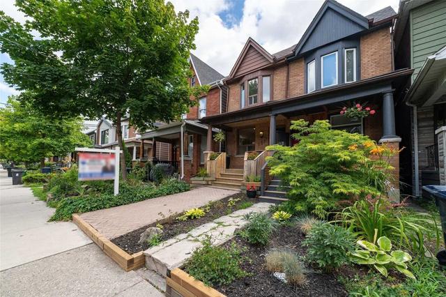 117 Leslie St, House semidetached with 2 bedrooms, 2 bathrooms and 1 parking in Toronto ON | Image 12