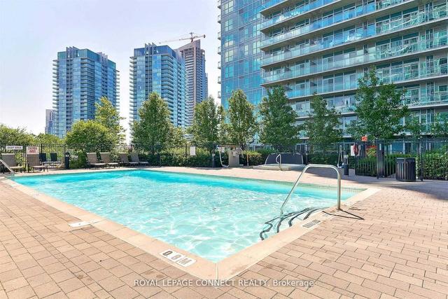 828 - 165 Legion Rd N, Condo with 1 bedrooms, 1 bathrooms and 1 parking in Toronto ON | Image 6