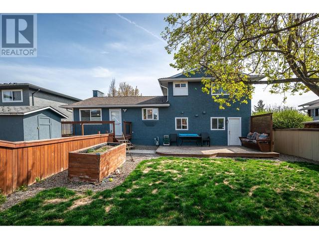 1209 36 Avenue, House detached with 3 bedrooms, 2 bathrooms and 2 parking in Vernon BC | Image 25
