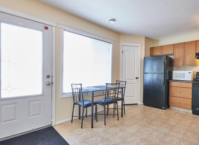 64 Northlands Lane Ne, Home with 2 bedrooms, 1 bathrooms and 1 parking in Medicine Hat AB | Image 7