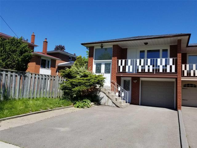 118 Bestview Dr, House semidetached with 3 bedrooms, 2 bathrooms and 2 parking in Toronto ON | Image 1