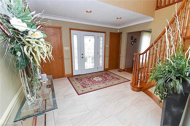 1081 Vansickle Rd N, House detached with 4 bedrooms, 4 bathrooms and 11 parking in St. Catharines ON | Image 23