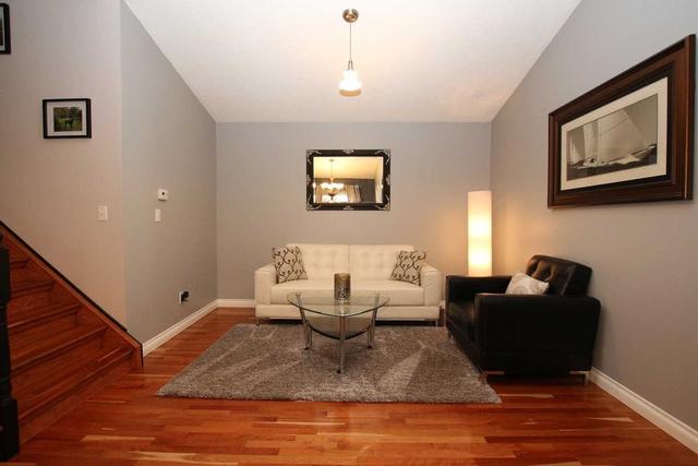 1445 Largo Cres, House detached with 2 bedrooms, 2 bathrooms and 3 parking in Oshawa ON | Image 28