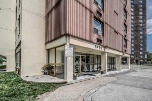 1001 - 3420 Eglinton Ave, Condo with 3 bedrooms, 2 bathrooms and 1 parking in Toronto ON | Image 2