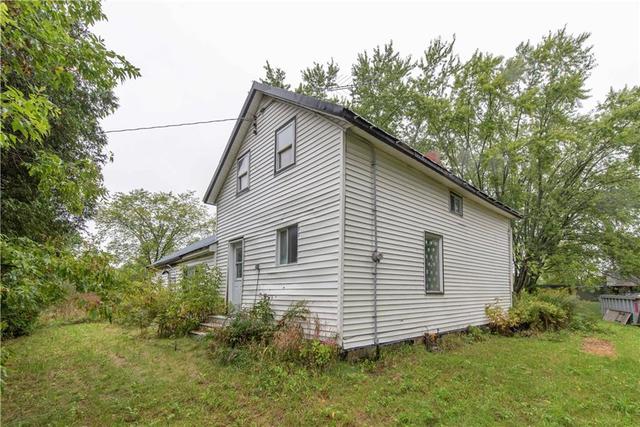 14243 Edwards Road, House detached with 3 bedrooms, 1 bathrooms and 8 parking in South Stormont ON | Image 4