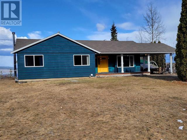 7698 Water Subdivision Loop Road, House detached with 4 bedrooms, 2 bathrooms and null parking in Bulkley Nechako C BC | Image 1