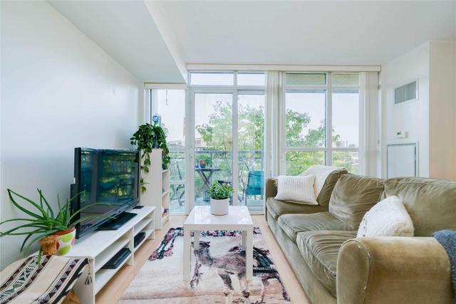 415 - 38 Joe Shuster Way, Condo with 1 bedrooms, 1 bathrooms and 1 parking in Toronto ON | Image 4
