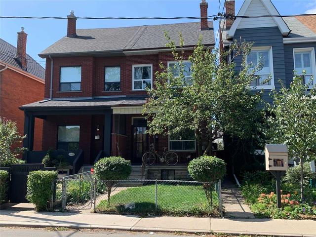388 Crawford (Main+Bsmt) St, House semidetached with 3 bedrooms, 1 bathrooms and 1.5 parking in Toronto ON | Image 1