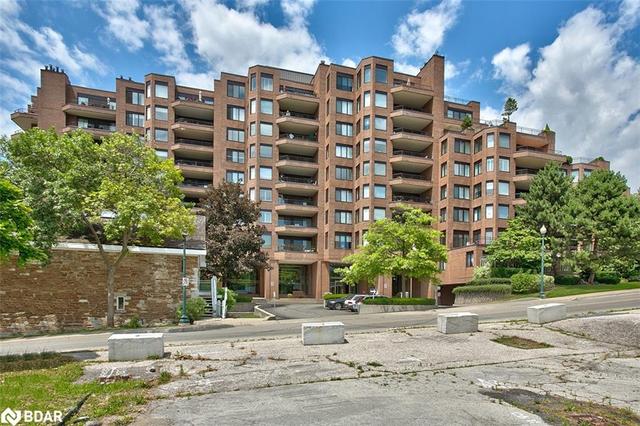 1004 - 100 Lakeshore Road E, House attached with 1 bedrooms, 2 bathrooms and 1 parking in Oakville ON | Image 19