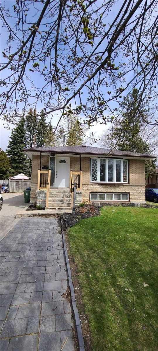 upper - 21 Melchior Dr, House detached with 3 bedrooms, 1 bathrooms and 2 parking in Toronto ON | Image 1