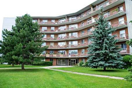101 - 346 The West Mall, Condo with 3 bedrooms, 1 bathrooms and 1 parking in Toronto ON | Image 1