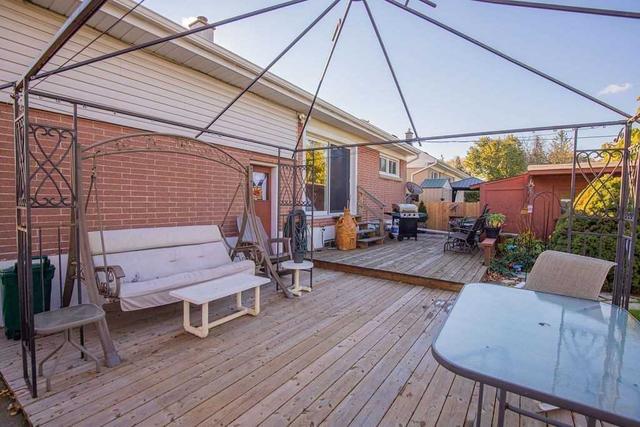 (upper) - 438 East 36th St, House detached with 3 bedrooms, 1 bathrooms and 4 parking in Hamilton ON | Image 8