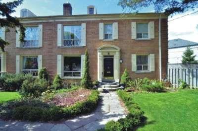 7 Otter Cres, House detached with 4 bedrooms, 3 bathrooms and 2 parking in Toronto ON | Image 1