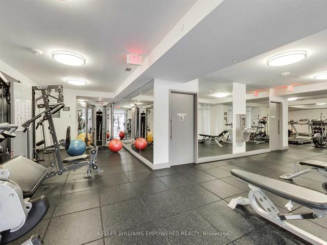 909 - 400 Adelaide St E, Condo with 1 bedrooms, 2 bathrooms and 0 parking in Toronto ON | Image 4