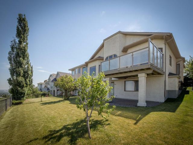 315 Edgebrook Rise Nw, House detached with 3 bedrooms, 3 bathrooms and 4 parking in Calgary AB | Image 10