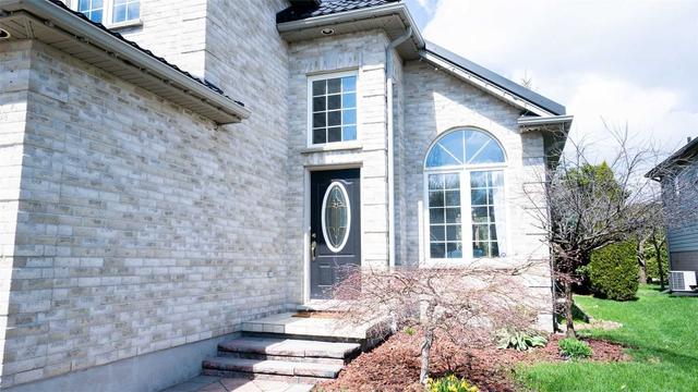 1050 Blackmaple Crt, House detached with 3 bedrooms, 4 bathrooms and 6 parking in London ON | Image 12