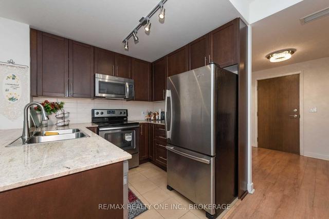 1207 - 3985 Grand Park Dr, Condo with 1 bedrooms, 1 bathrooms and 1 parking in Mississauga ON | Image 3