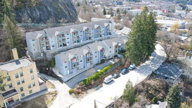 15 - 38 High Street, Condo with 1 bedrooms, 2 bathrooms and 1 parking in Nelson BC | Image 32