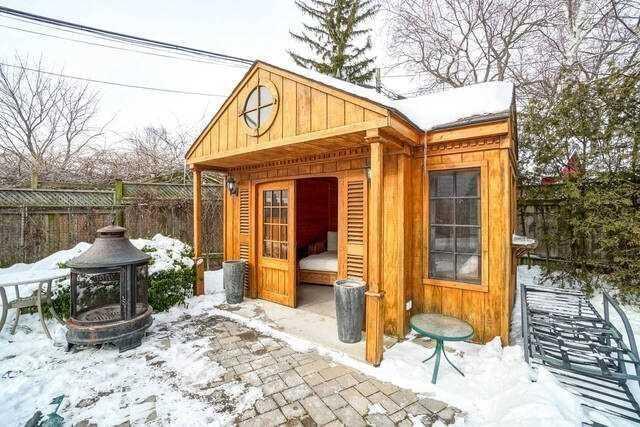 76 Thirty Eight St, House detached with 1 bedrooms, 1 bathrooms and 1 parking in Toronto ON | Image 6