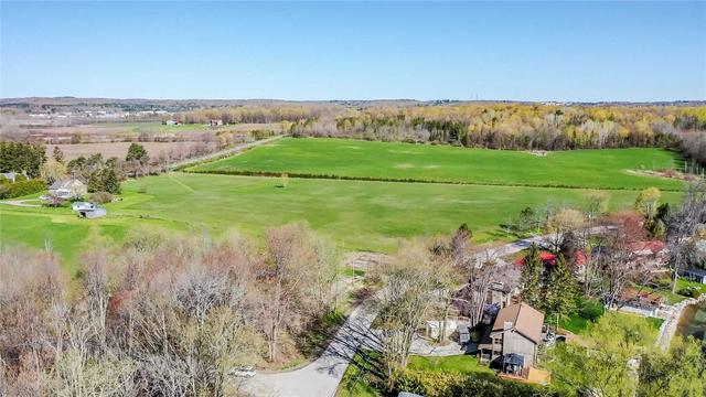 69 Moon Point Dr, House detached with 5 bedrooms, 1 bathrooms and 4 parking in Oro Medonte ON | Image 29