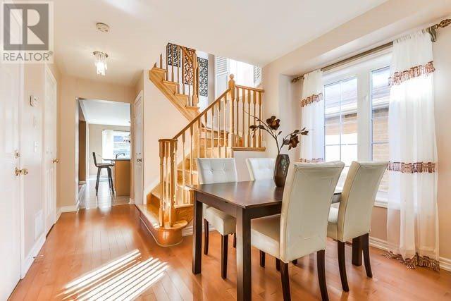 81 Sunburst Cres, House detached with 3 bedrooms, 4 bathrooms and 2 parking in Markham ON | Image 4