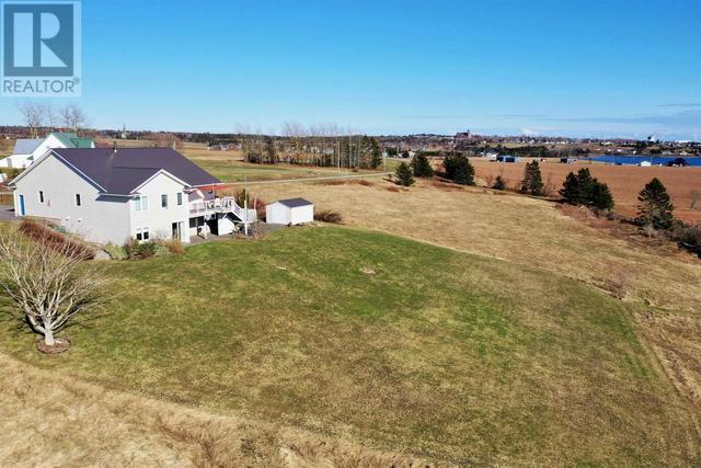 365 Souris River Road, House detached with 4 bedrooms, 3 bathrooms and null parking in Souris FD PE | Image 39
