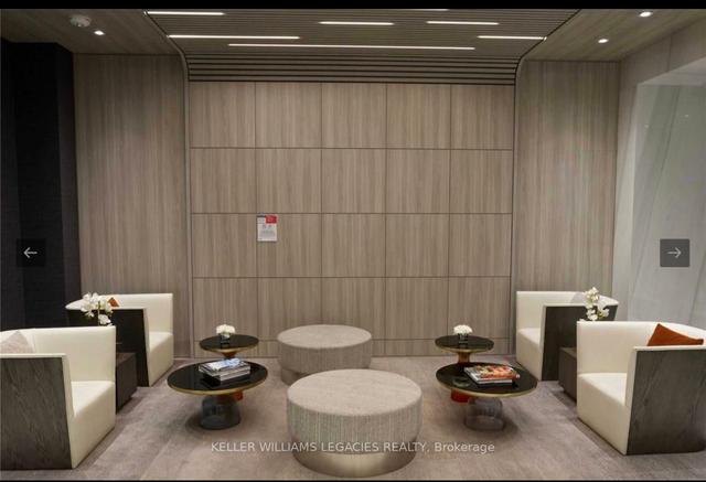 2807 - 75 Canterbury Pl, Condo with 2 bedrooms, 2 bathrooms and 1 parking in Toronto ON | Image 3