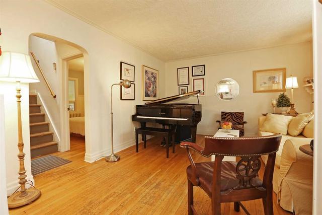 291 Horsham Ave, House detached with 3 bedrooms, 2 bathrooms and 3 parking in Toronto ON | Image 27