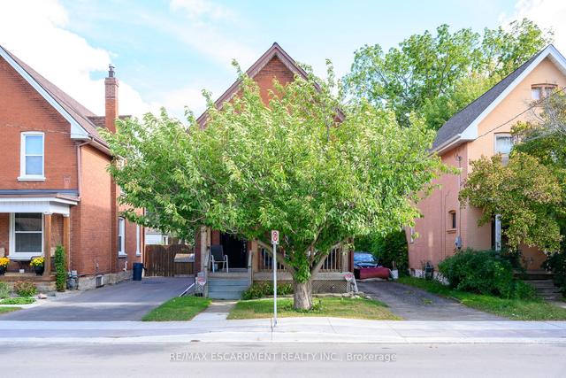207 Rawdon St, House detached with 3 bedrooms, 1 bathrooms and 4 parking in Brantford ON | Image 12