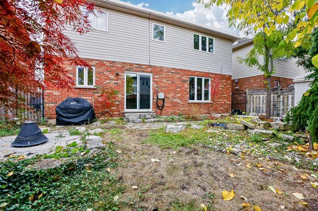 2381 Pathfinder Dr, House detached with 3 bedrooms, 4 bathrooms and 4 parking in Burlington ON | Image 27