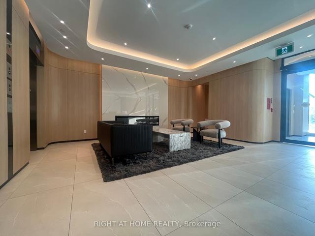 404 - 185 Alberta Ave, Condo with 2 bedrooms, 2 bathrooms and 0 parking in Toronto ON | Image 13