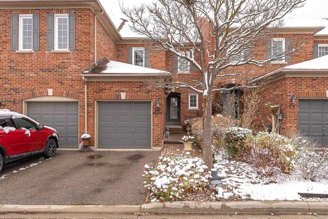 24 - 2 Mary Gapper Cres, Townhouse with 3 bedrooms, 4 bathrooms and 2 parking in Richmond Hill ON | Card Image