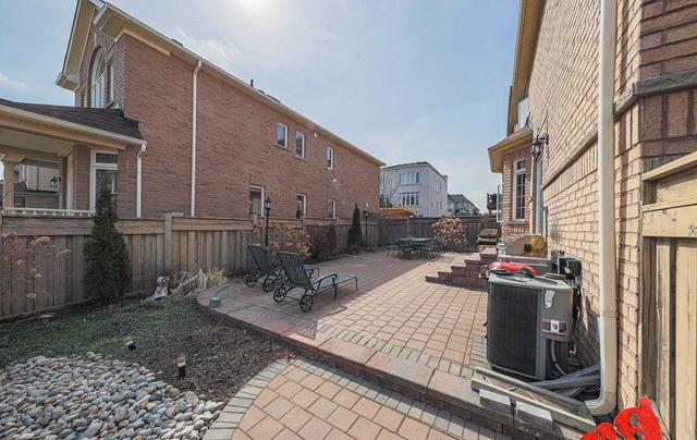 38 Gamla Rd, House detached with 5 bedrooms, 4 bathrooms and 7 parking in Vaughan ON | Image 22