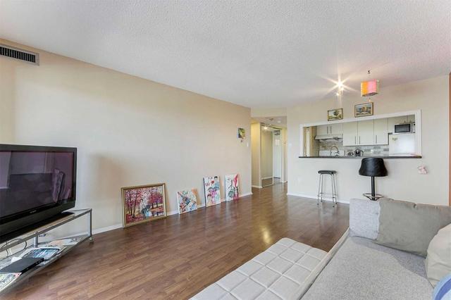 803 - 725 King St W, Condo with 1 bedrooms, 1 bathrooms and 1 parking in Toronto ON | Image 5