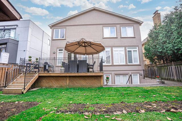 532 Fairlawn Ave, House detached with 4 bedrooms, 5 bathrooms and 7 parking in Toronto ON | Image 26