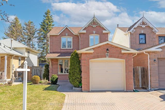 11 Inglis Ave, House attached with 3 bedrooms, 3 bathrooms and 3 parking in Clarington ON | Image 1