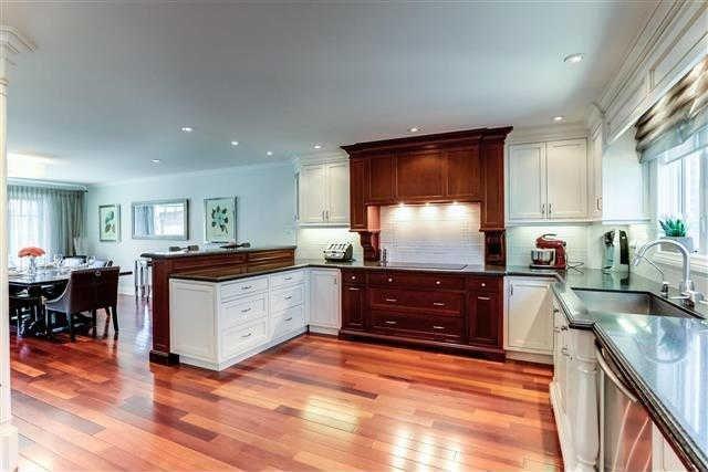 1251 Crestdale Rd, House detached with 4 bedrooms, 4 bathrooms and 4 parking in Mississauga ON | Image 3