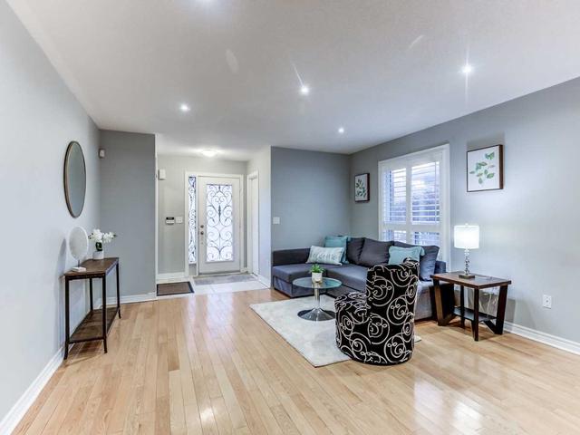 25 Turtledove Grve, House detached with 4 bedrooms, 4 bathrooms and 4 parking in Toronto ON | Image 23