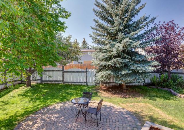 141 Shawfield Bay Sw, House detached with 3 bedrooms, 3 bathrooms and 4 parking in Calgary AB | Image 33