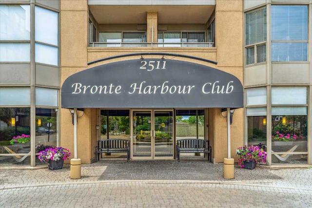 519 - 2511 Lakeshore Rd, Condo with 2 bedrooms, 2 bathrooms and 2 parking in Oakville ON | Image 23
