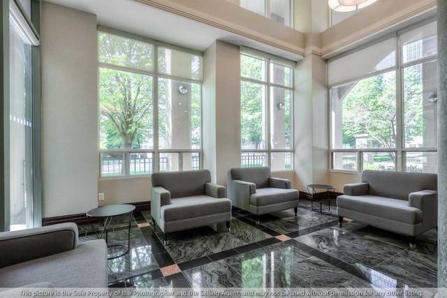1005 - 28 Empress Ave, Condo with 2 bedrooms, 2 bathrooms and 1 parking in Toronto ON | Image 11