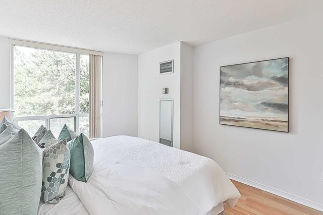 308 - 8 Pemberton Ave, Condo with 2 bedrooms, 2 bathrooms and 1 parking in Toronto ON | Image 13
