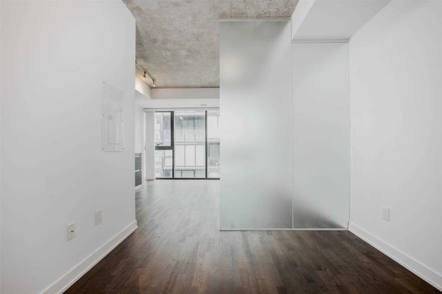 906 - 38 Stewart St, Condo with 1 bedrooms, 1 bathrooms and 0 parking in Toronto ON | Image 6