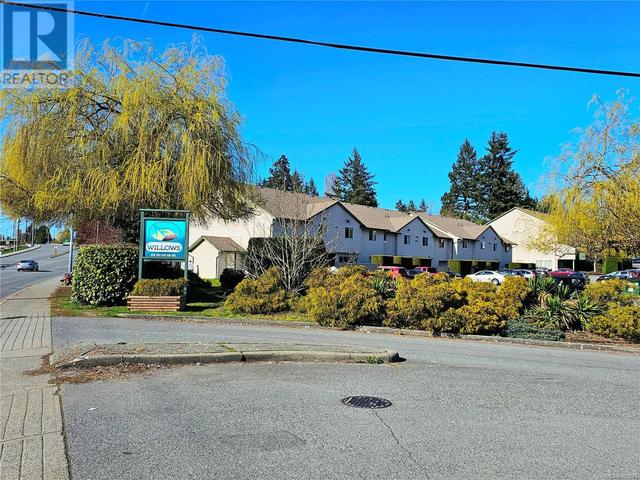 104 - 1908 Bowen Rd, Condo with 1 bedrooms, 1 bathrooms and 1 parking in Nanaimo BC | Image 12