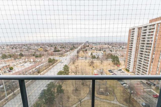 1601 - 21 Knightsbridge Rd, Condo with 3 bedrooms, 2 bathrooms and 1 parking in Brampton ON | Image 17