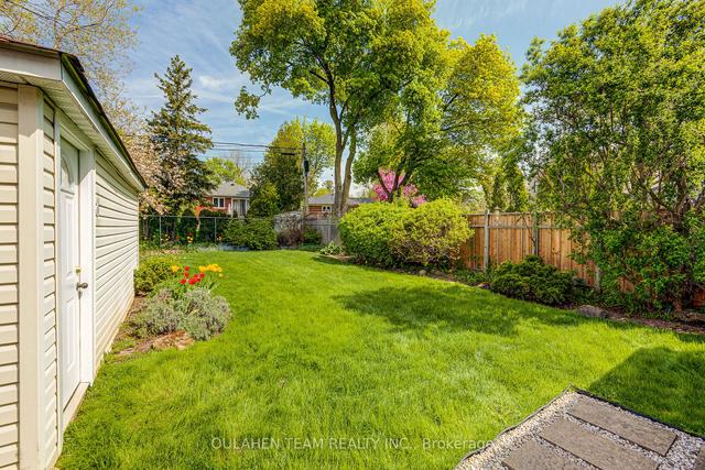 4 Wentworth Ave, House detached with 4 bedrooms, 4 bathrooms and 5 parking in Toronto ON | Image 17