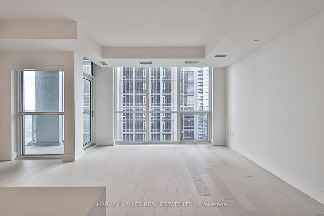 4403 - 1 Yorkville Ave, Condo with 2 bedrooms, 2 bathrooms and 1 parking in Toronto ON | Image 23